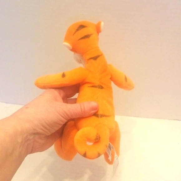 Disney 9" Tiger from Winnie The Pooh Plush - Picture 3 of 5